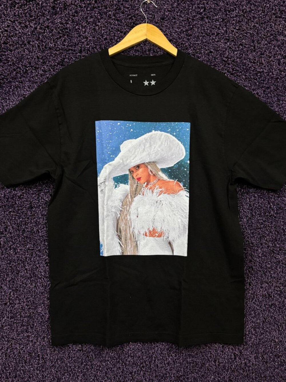 Beyoncé Cowboy Carter Christmas Ho Ho Ho Down Snow T-Shirt L